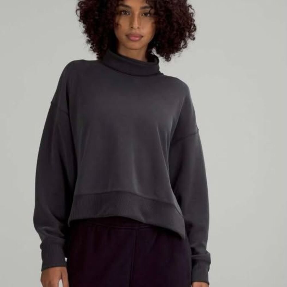 Lululemon Softstreme Turtleneck Pullover